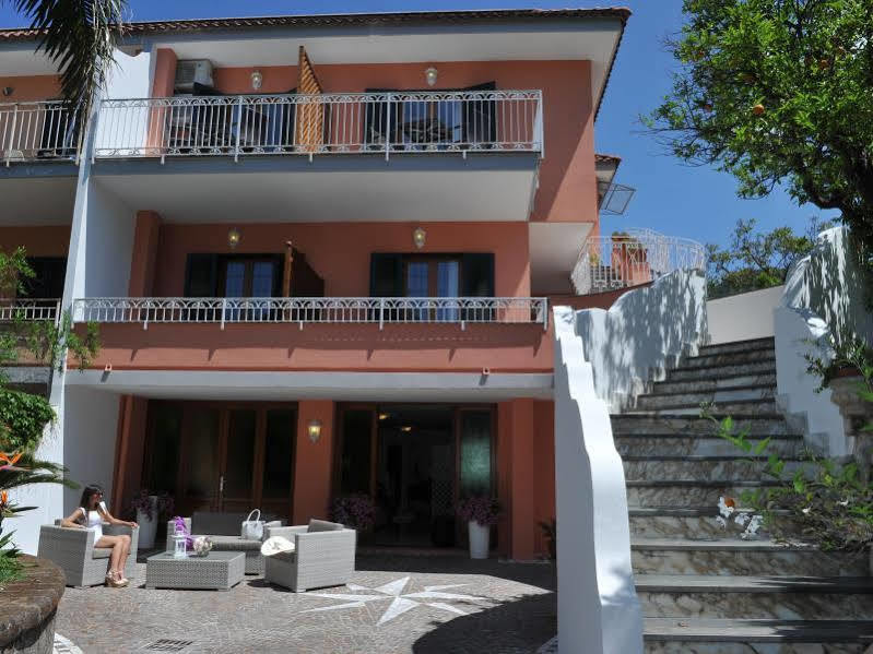 Relais Francesca Acomodação com café da manhã Piano di Sorrento Exterior foto